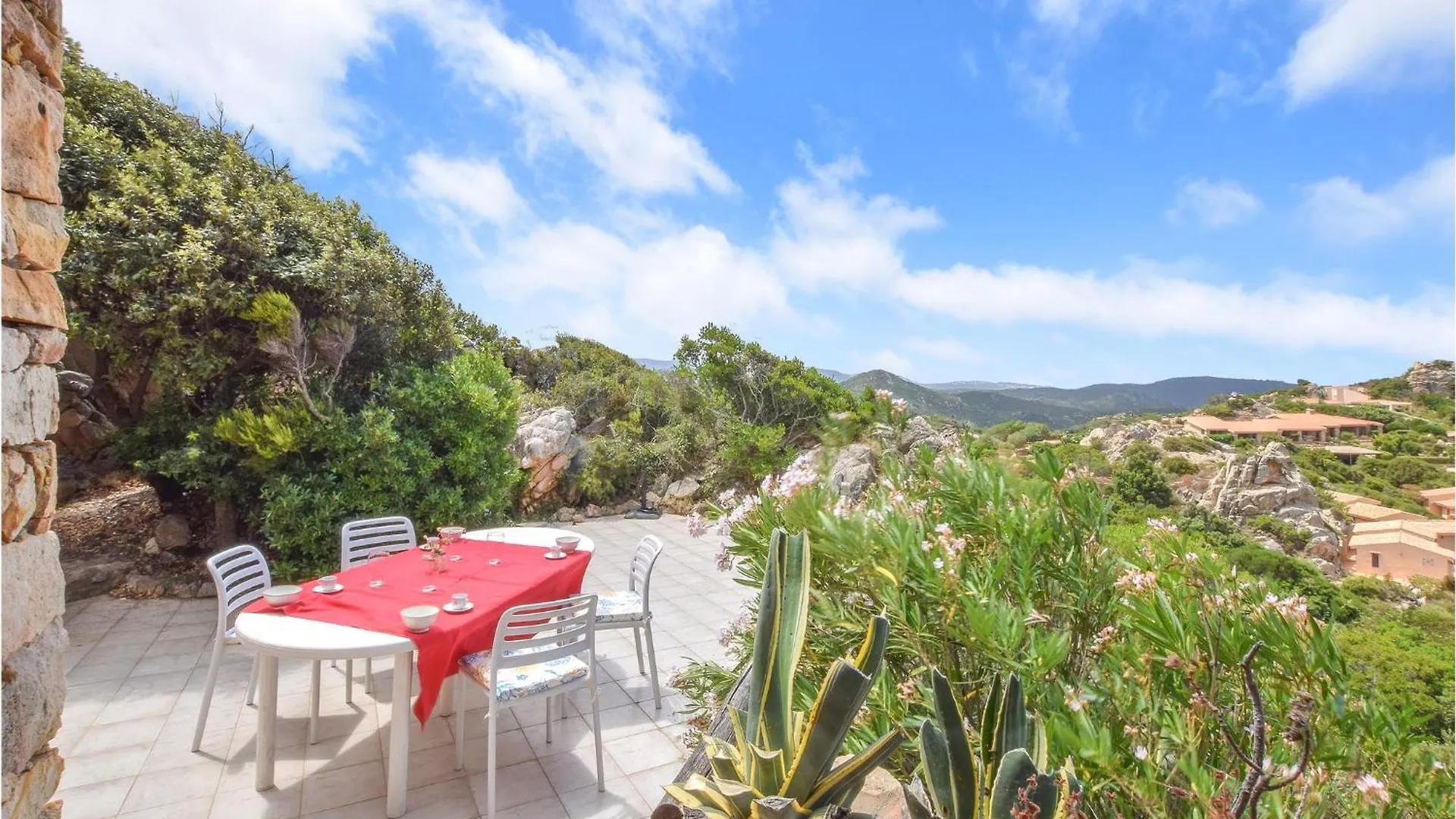 1 Bedroom Cozy Home In Costa Paradiso 0*,