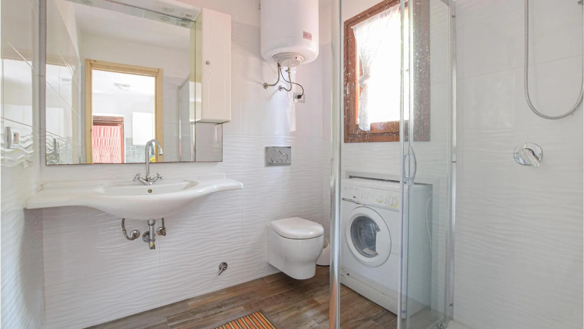 1 Bedroom Cozy Home In Costa Paradiso Prázdninový dům